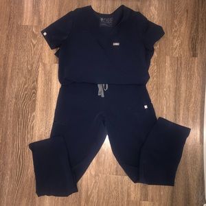 Figs Navy Scrub Set